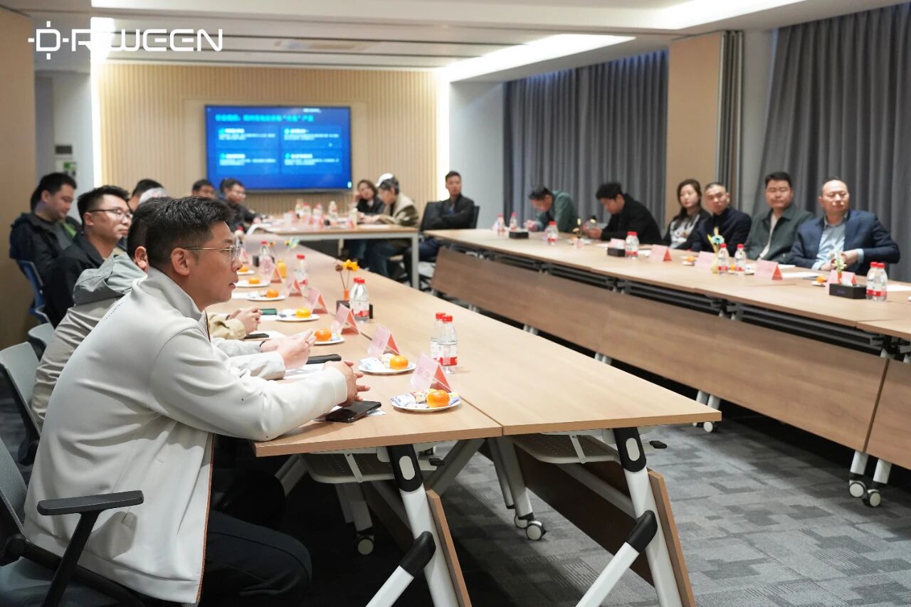 直击行业痛点！【鼎为科技】私享会把 “光储充 + 移动售电” 盈利模式讲透了！